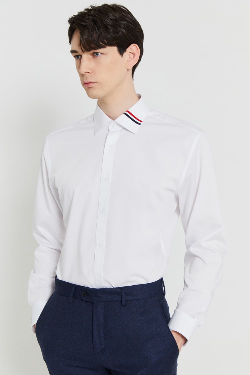 카라 트리콜로르 953 컴포터블 셔츠 화이트 SE4SM22LS953SWH