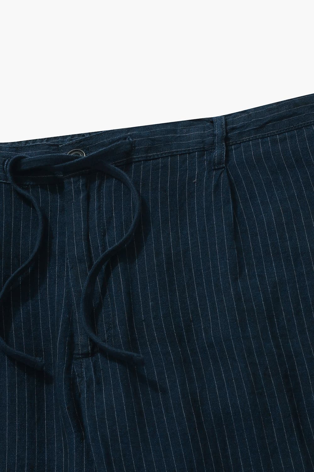 TANKER 린넨 스트라이프 드로우스트링 세미와이드 팬츠 BB56118 01