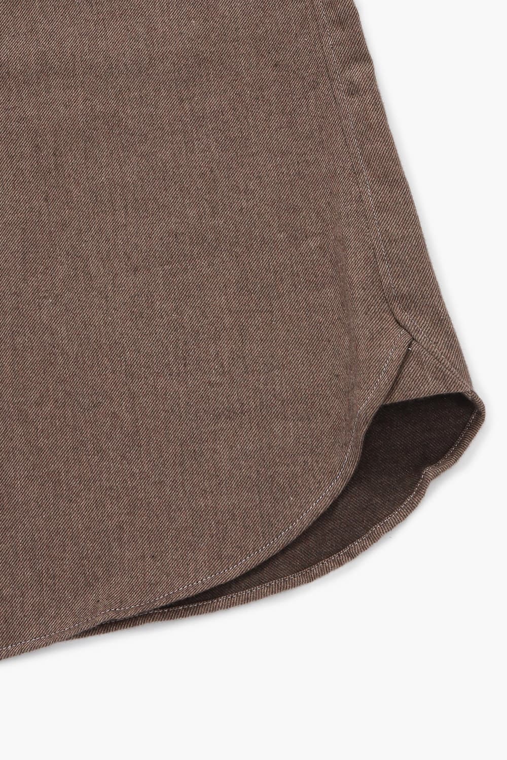 코튼 100 SOLID TWILL 셔츠 브라운 RE4FMBASH304R86