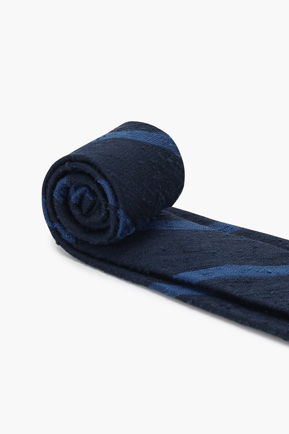 실크100 네이비 블루사선 넥타이 RD7SMBBTI410R64