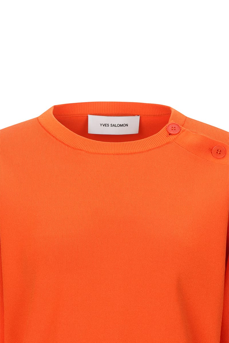 숄더버튼 크롭 니트 CE3SFYSTP029C22