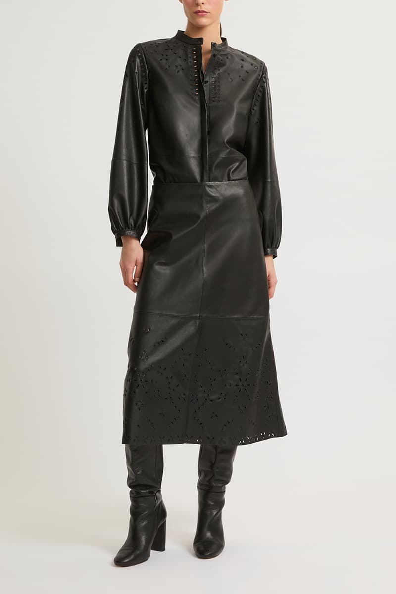 펀칭 레더 스커트 CE4WFLESK003C10