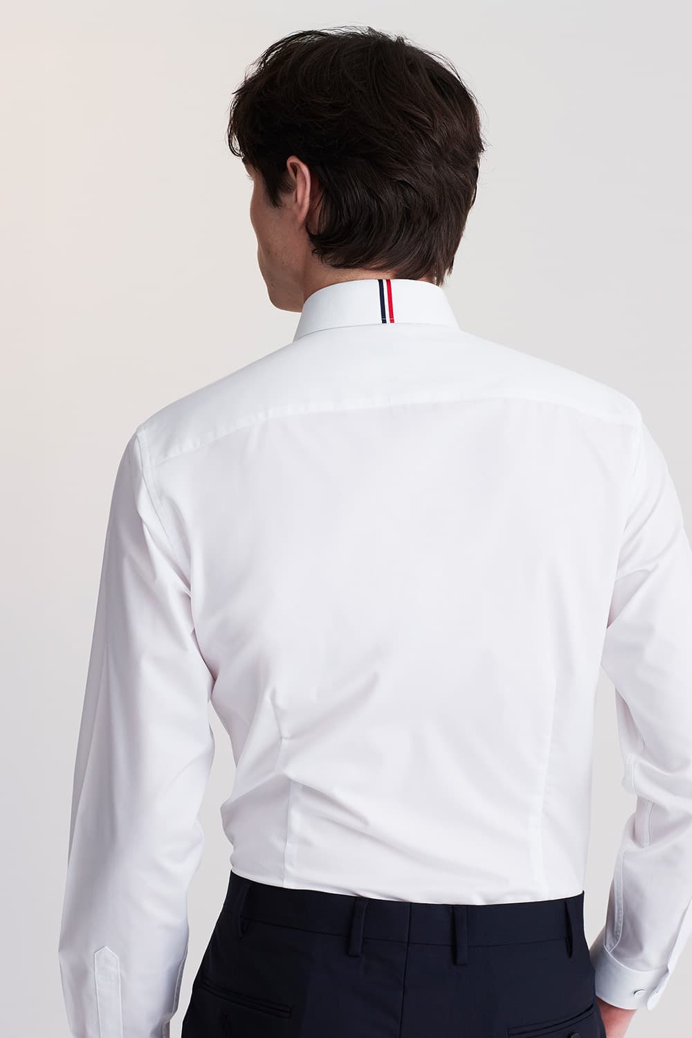 플라켓 트리콜로르 953 컴포터블 셔츠 화이트 SE5FM22LS953SWH