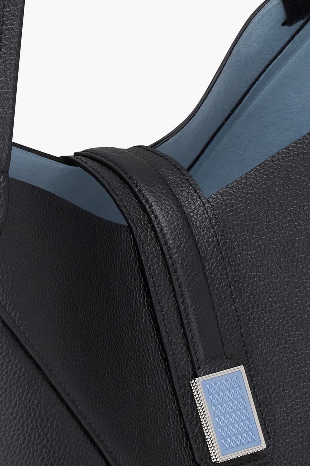 26 빅토리아 토트 숄더백 블랙 N1VI333BK1