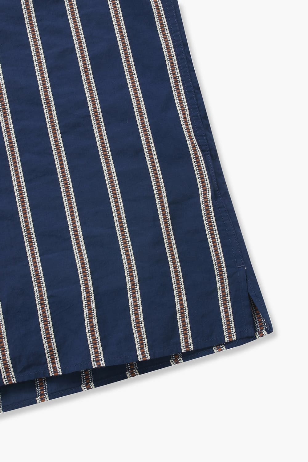 코튼 스트라이프 테일러드 카라 013 네이비 반소매 셔츠