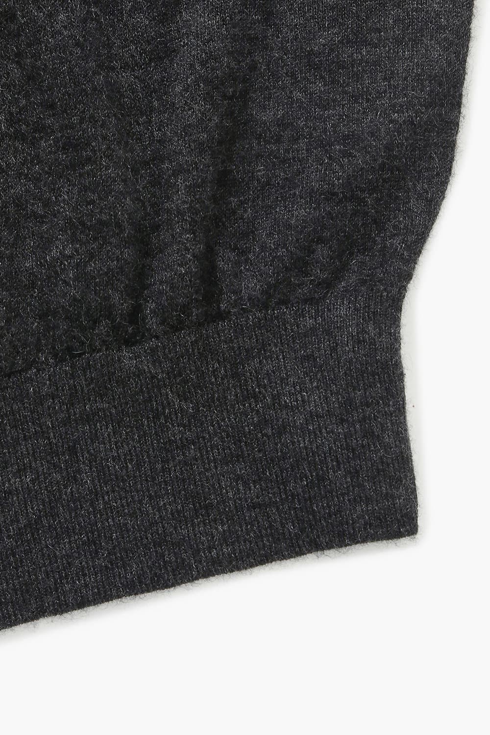 캐시미어 터틀넥 차콜그레이 긴소매 니트