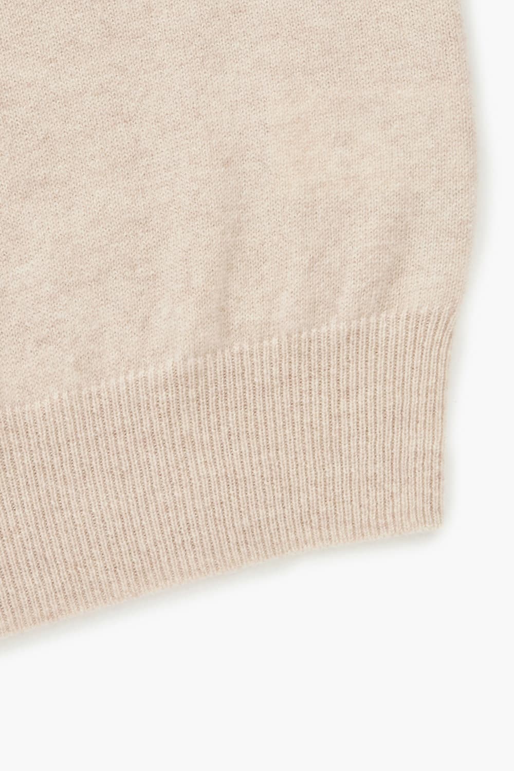 캐시미어 헨리넥 라이트베이지 긴소매 니트