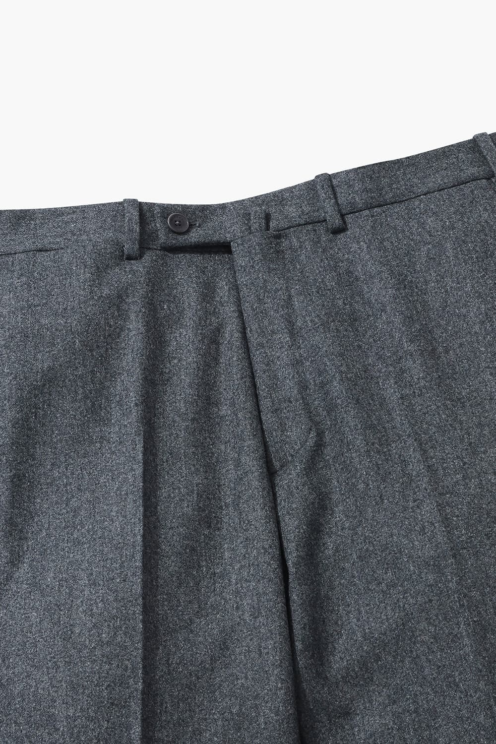 울 플란넬 테이퍼드 차콜그레이 팬츠