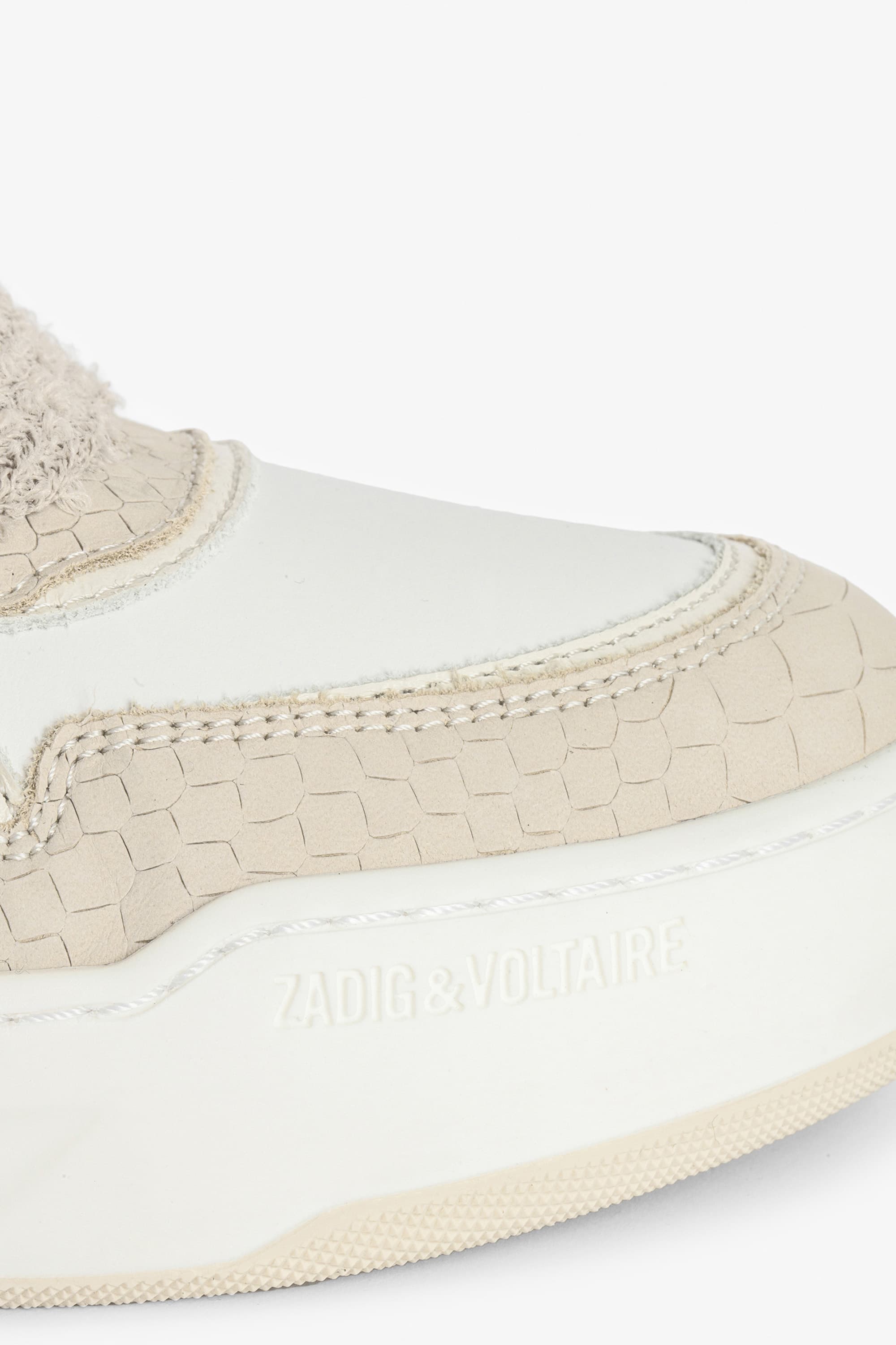 Wings Sneakers