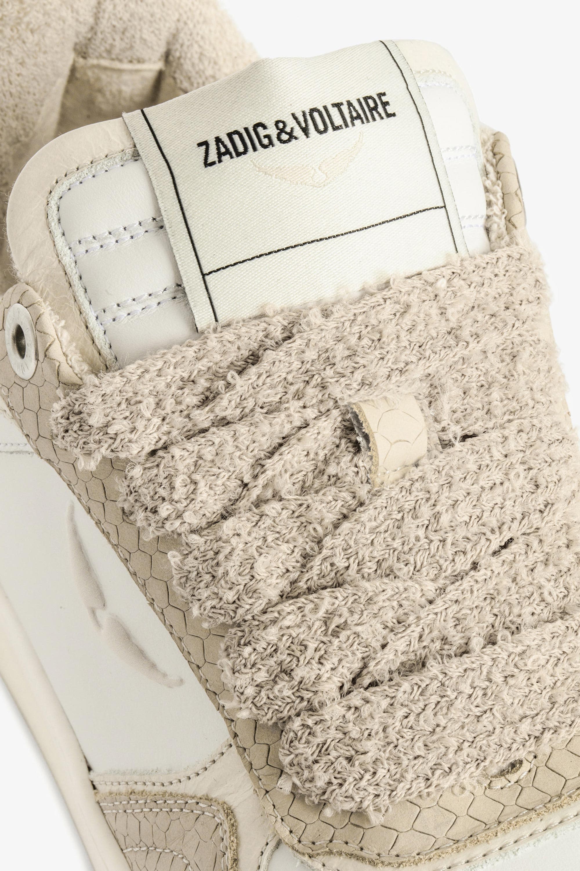 Wings Sneakers