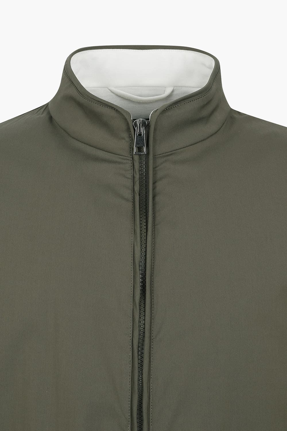 코튼 베이직 하이넥 카키 점퍼