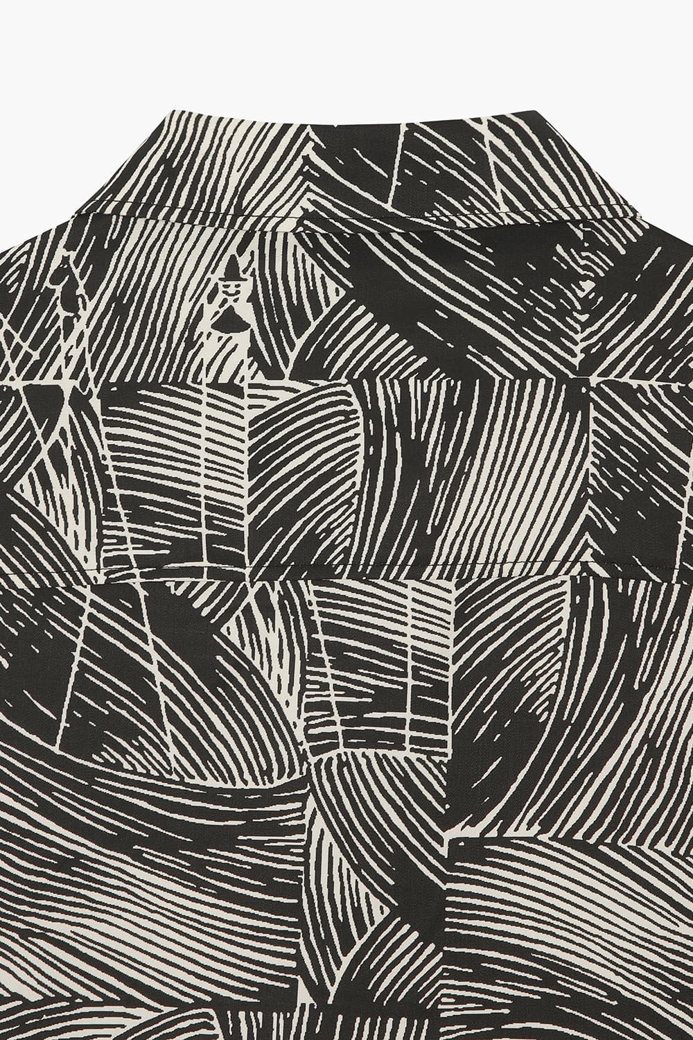 SELIE 텐셀 무민 일러스트 패치워크 102 차콜그레이 셔츠