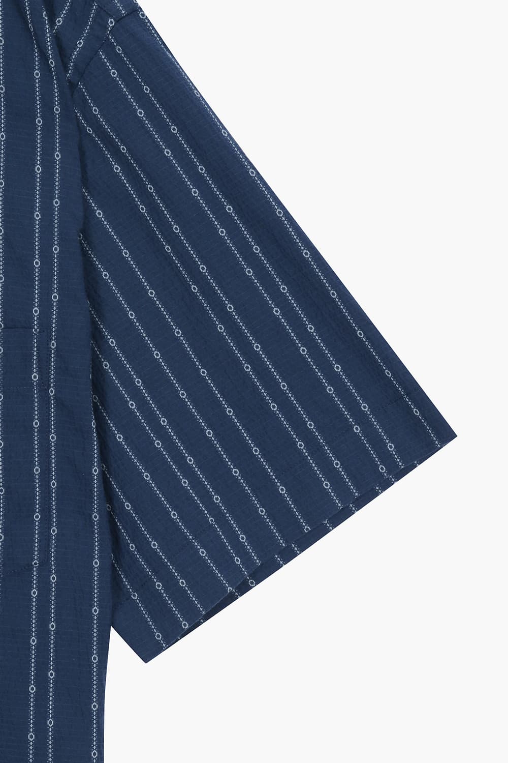 코튼 일러스트 스프라이프 테일러드 카라 502 네이비 반소매 셔츠