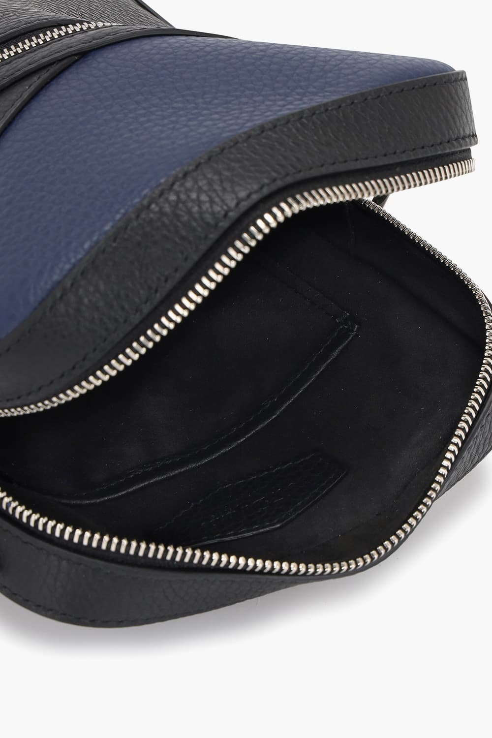 24 네오캡슐그레인 크로스바디백 네이비/블랙 CG181346Z