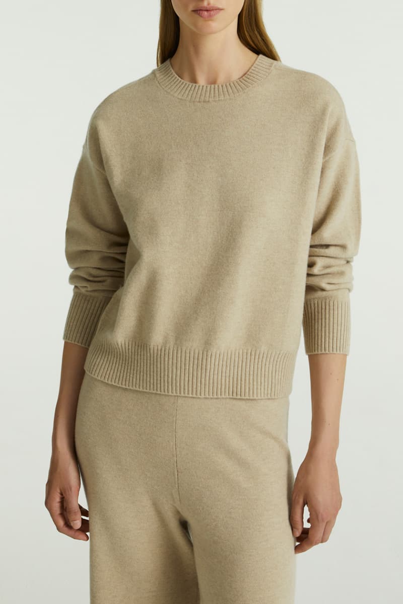 베이직 핏 라운드 니트 CE4WFKNTP001C21