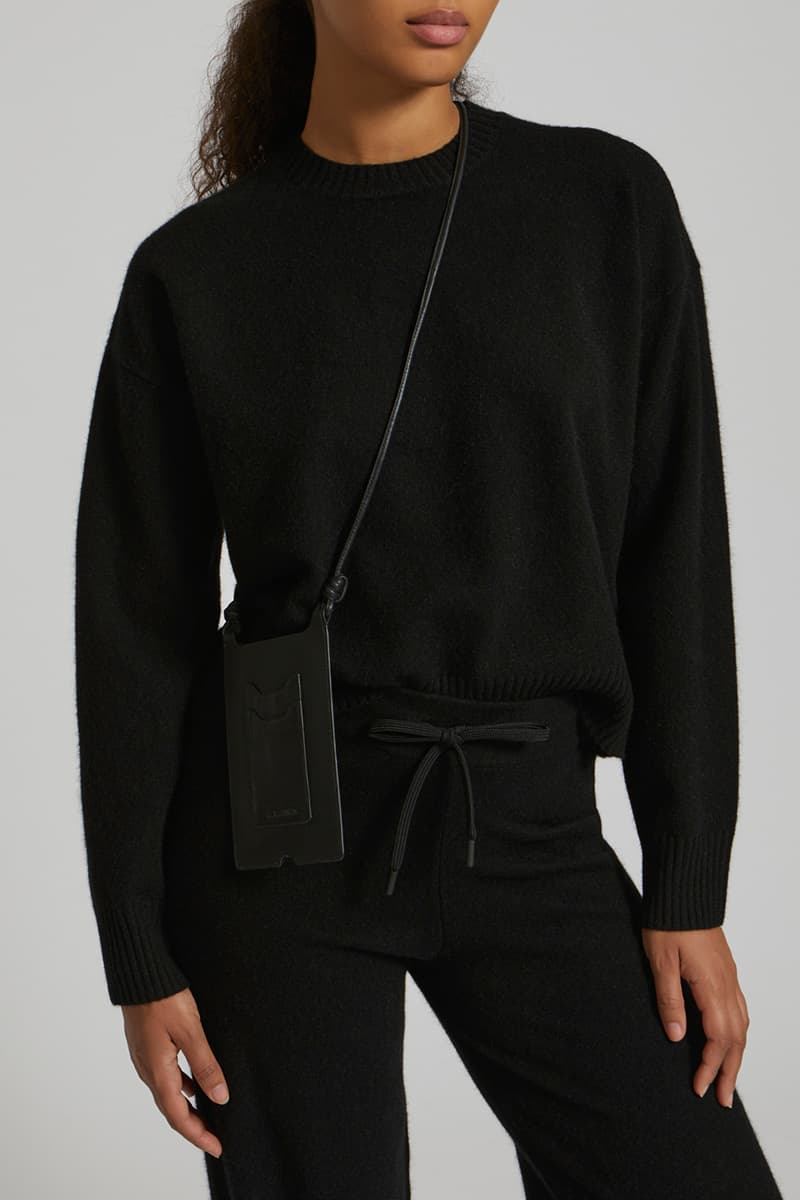 라운드넥 베이직 니트 CE3WFYSTP006C99