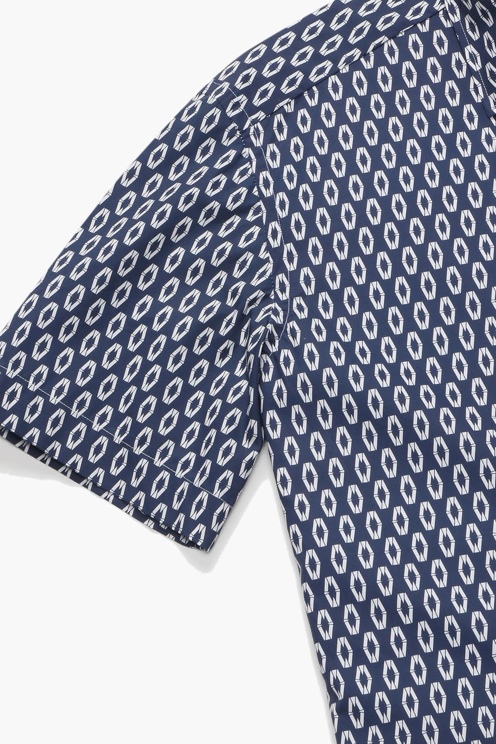 코튼 일러스트 도트 반소매 셔츠 23S111052