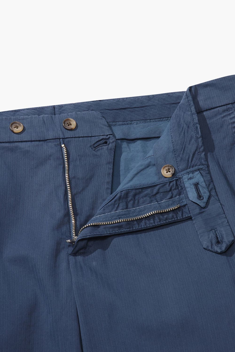 코튼 스트라이프패턴 슬림팬츠 네이비 RE3SMBAPT901R65