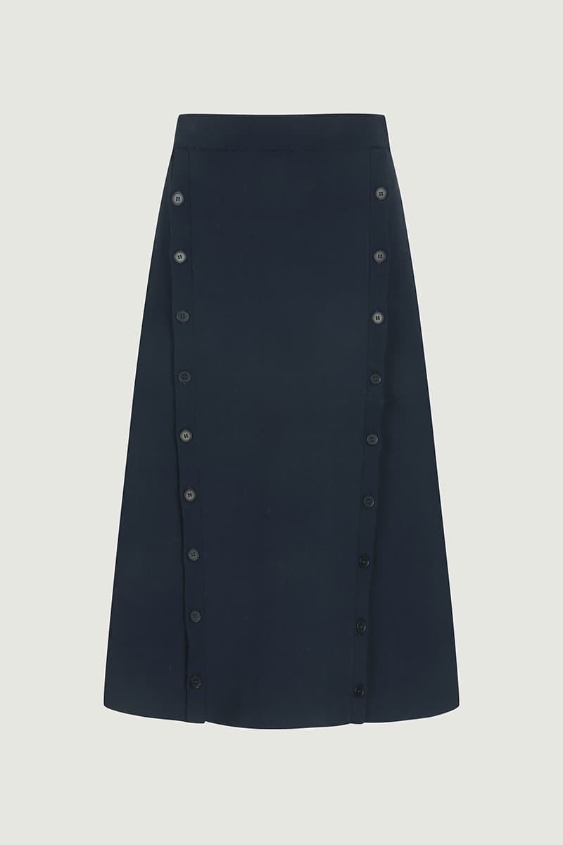 니트 버튼디자인 플레어 스커트 CE4SFYSSK046C69