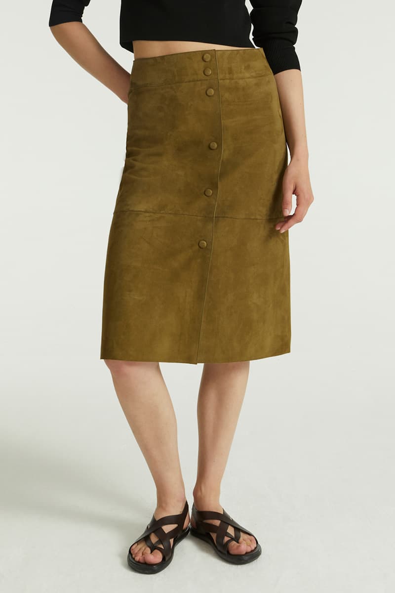 스웨이드 더블버튼 스커트 CE4SFYSSK019C95