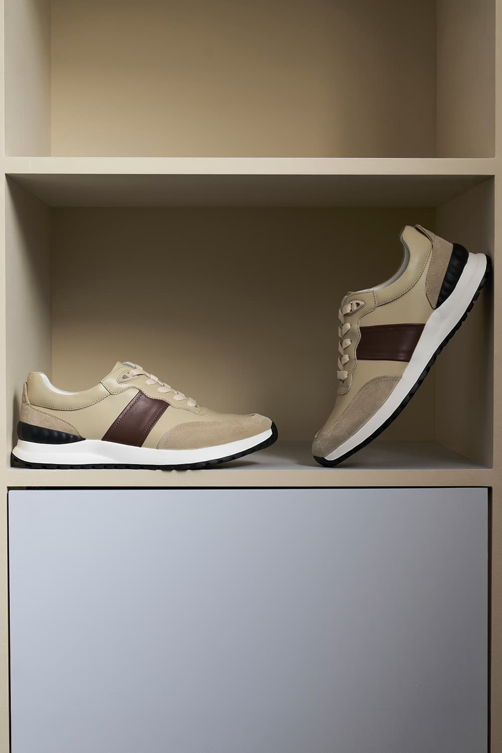 쥬네스 남성 캐주얼 711 애슬래틱 PE6SMC2AT711PBE